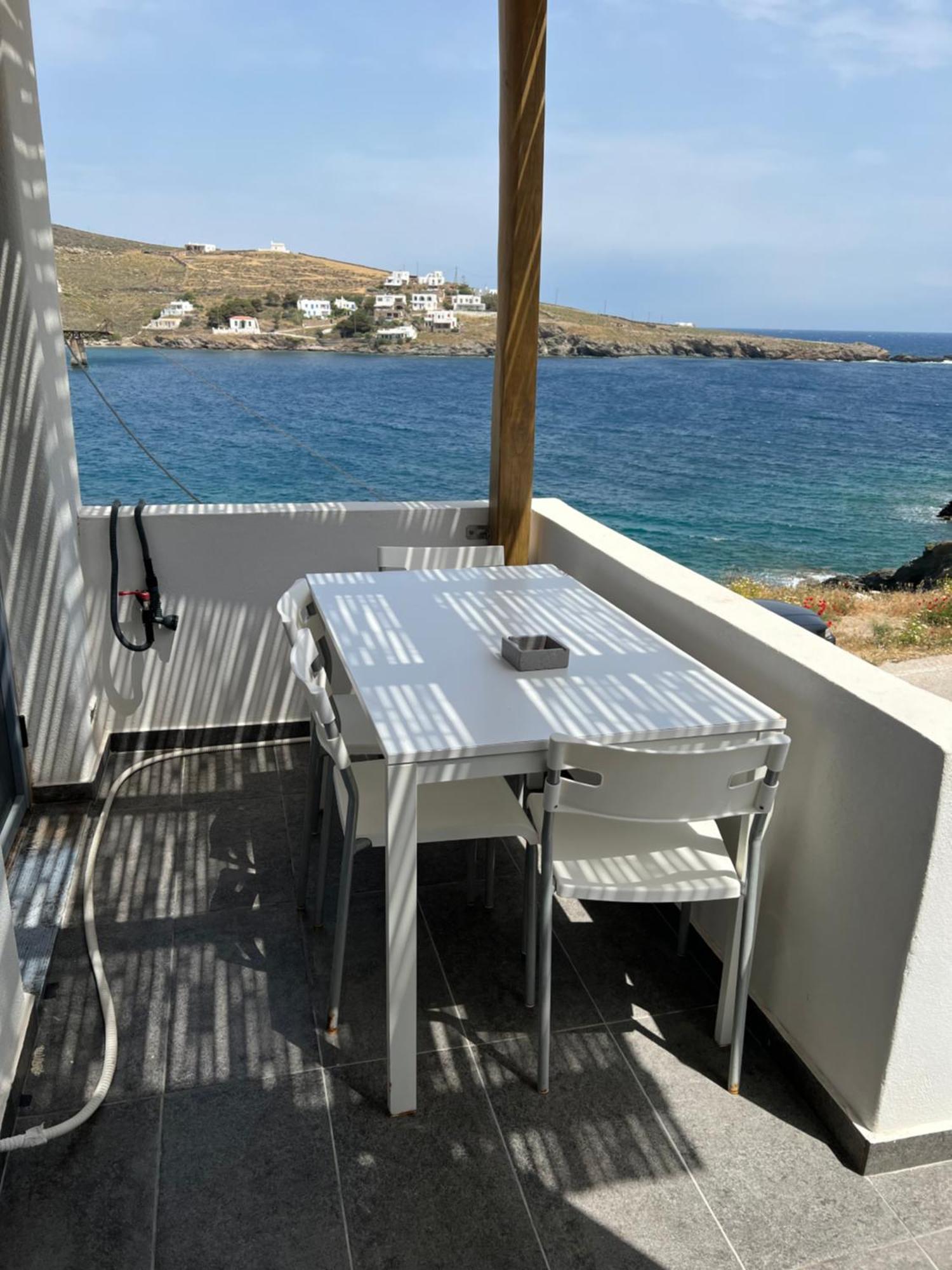 Θίς Luxury Apartments Loutrá Exteriör bild