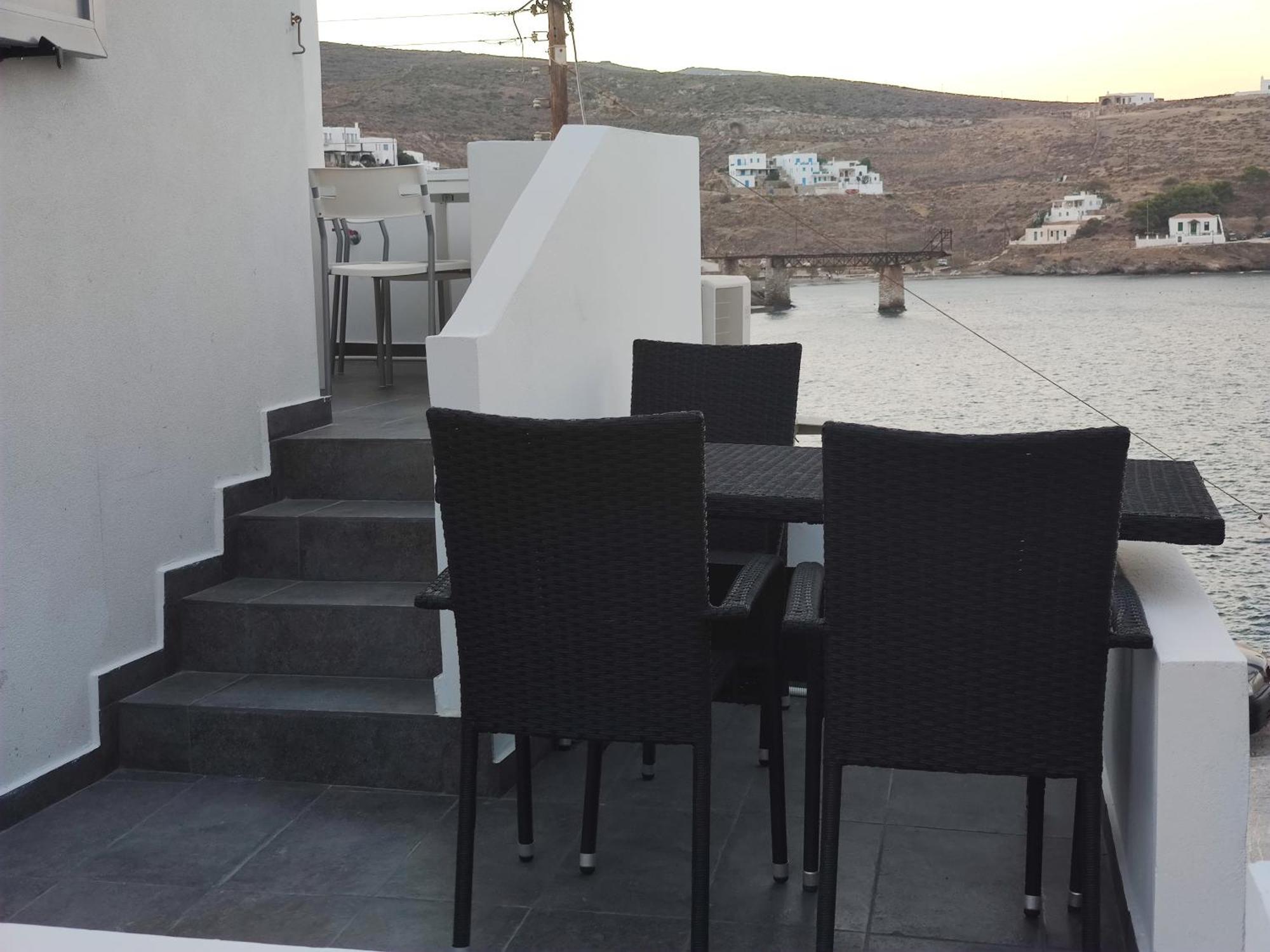 Θίς Luxury Apartments Loutrá Exteriör bild